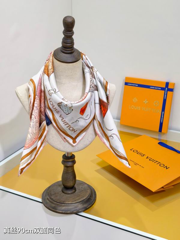 LV silk scarf 90X90cm E46 (25)