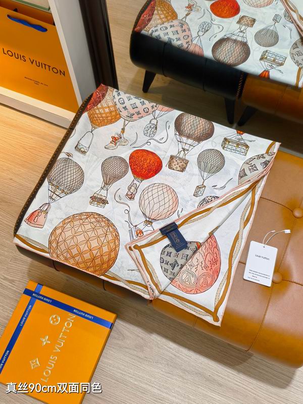 LV silk scarf 90X90cm E46 (30)