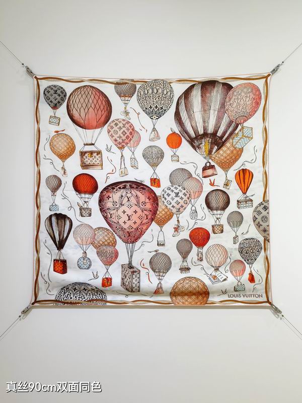 LV silk scarf 90X90cm E46 (31)
