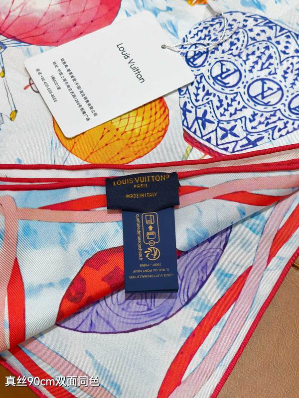 LV silk scarf 90X90cm E46 (37)