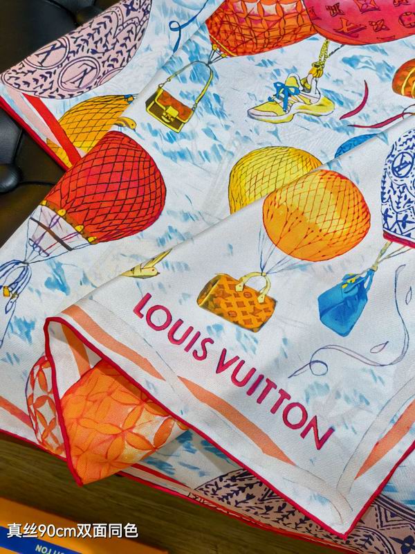 LV silk scarf 90X90cm E46 (38)