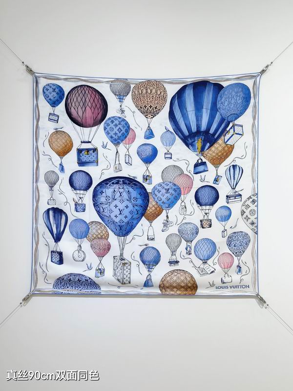 LV silk scarf 90X90cm E46 (9)