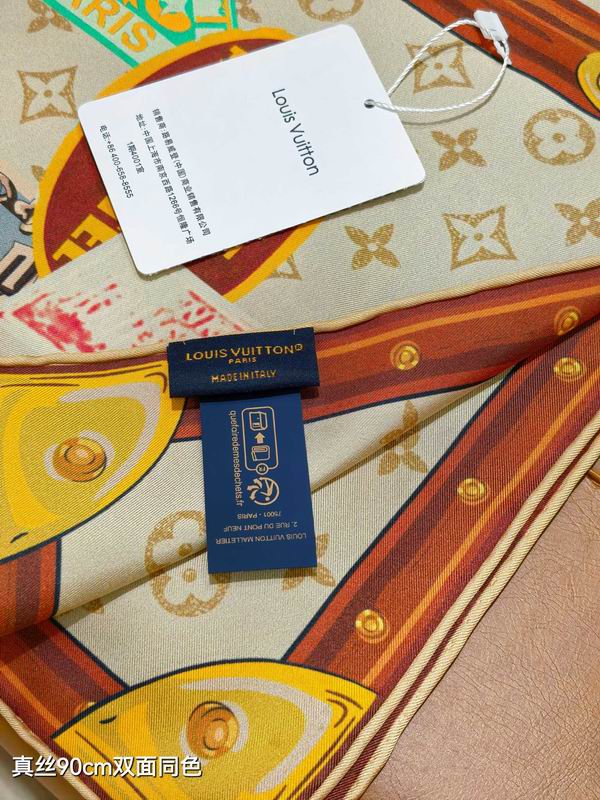 LV silk scarf 90X90cm E70 (3)