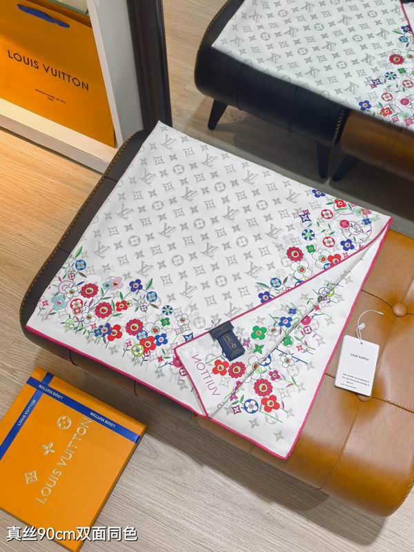 LV silk scarf 90X90cm E75 (7)