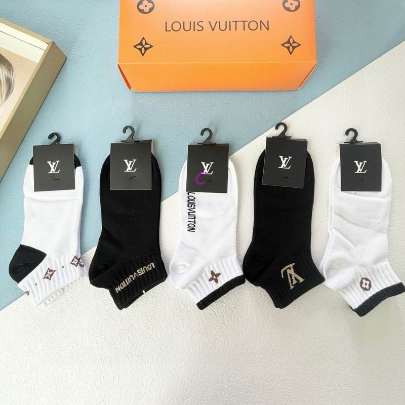 LV socks (2)