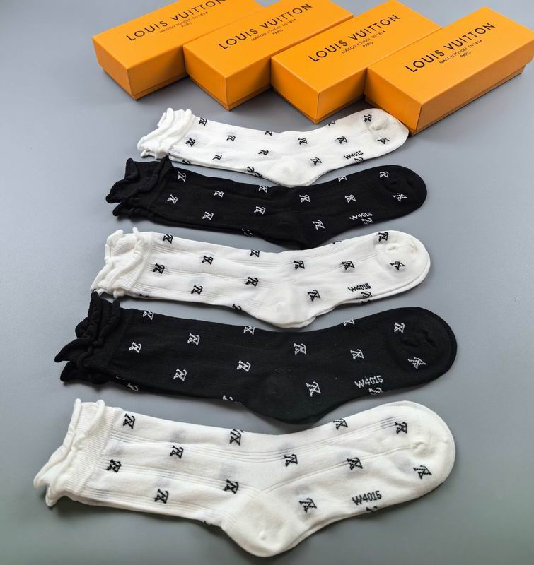 LV socks (24)