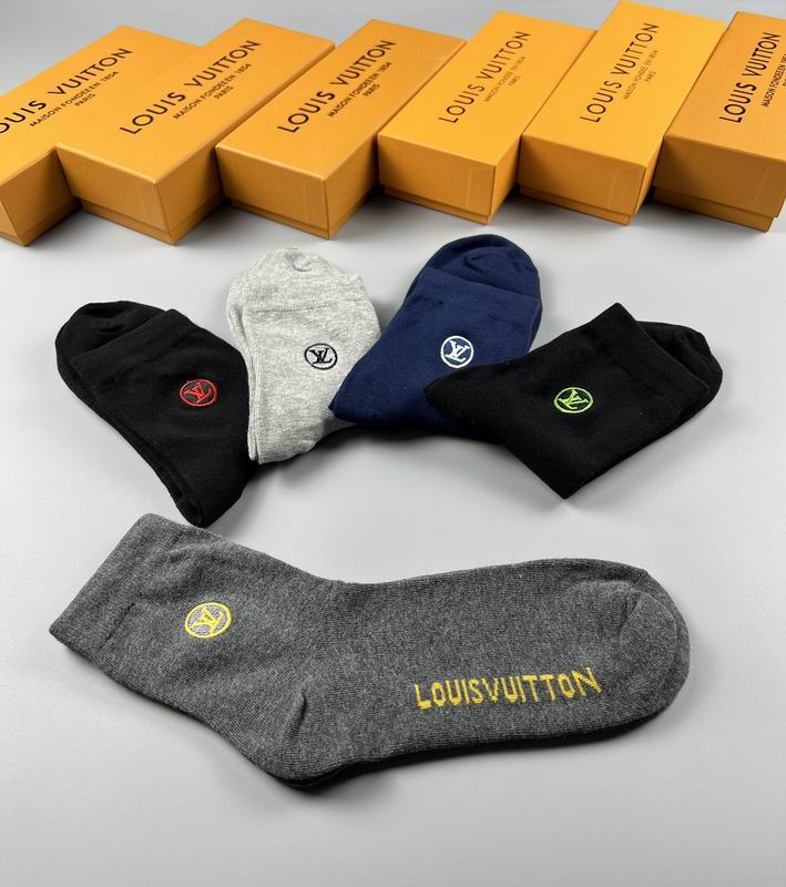 LV socks (4)