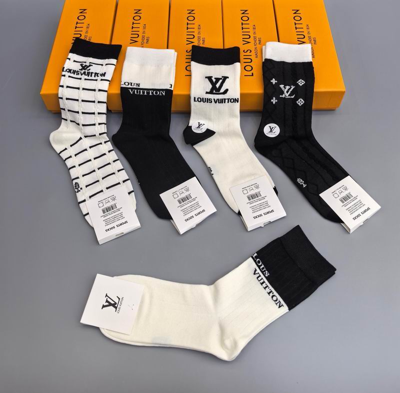 LV socks (44)