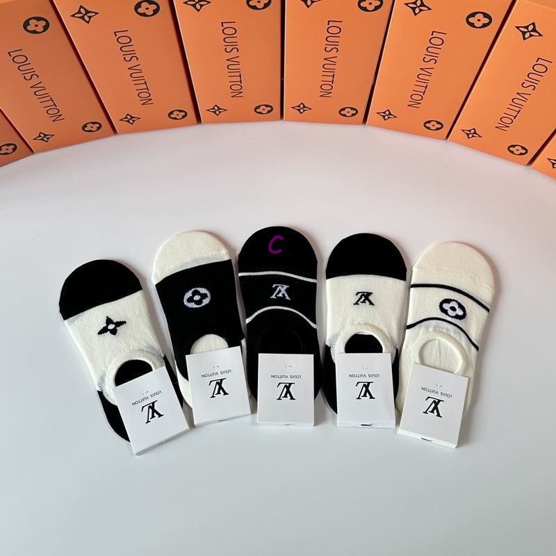 LV socks (5)