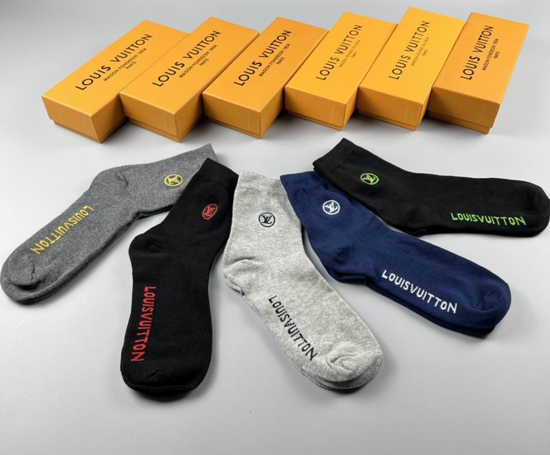 LV socks (8)