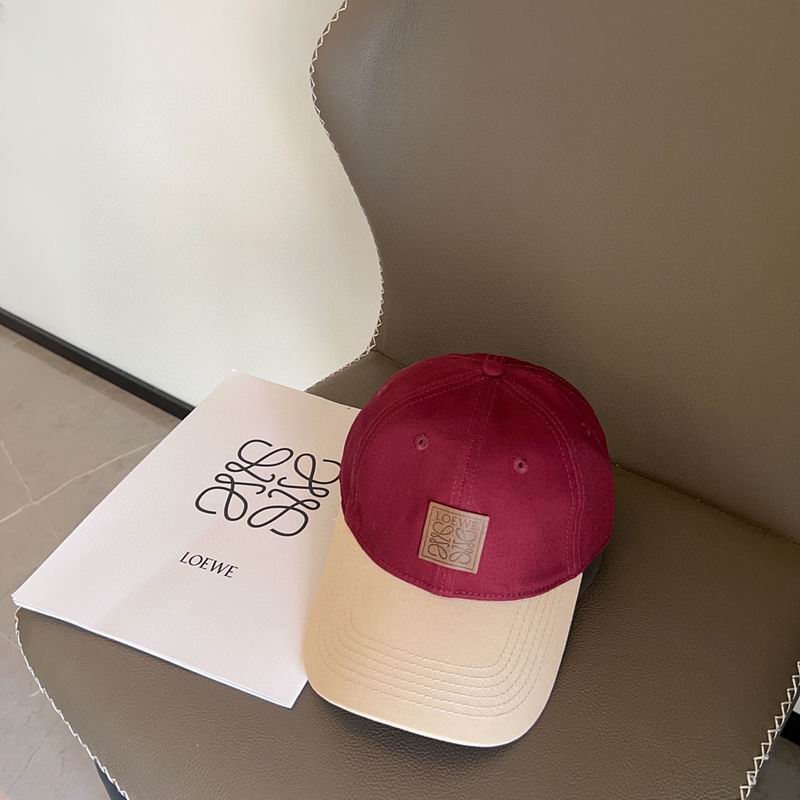 Loewe cap (102)