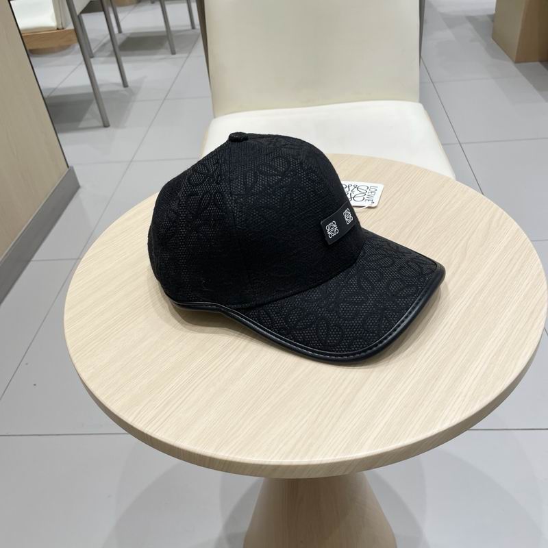 Loewe cap (16)