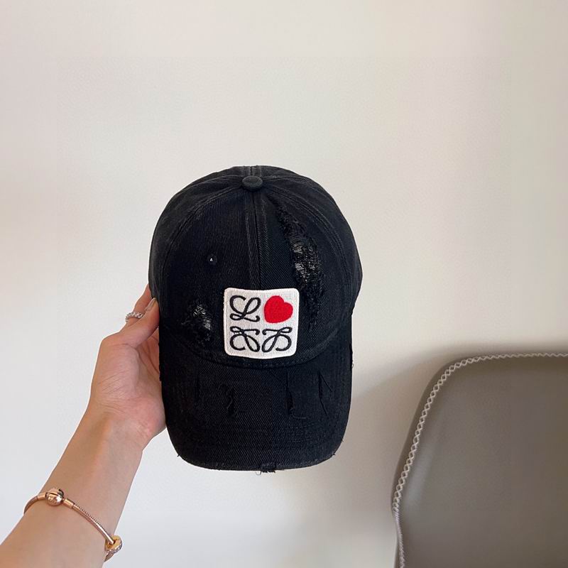 Loewe cap (64)