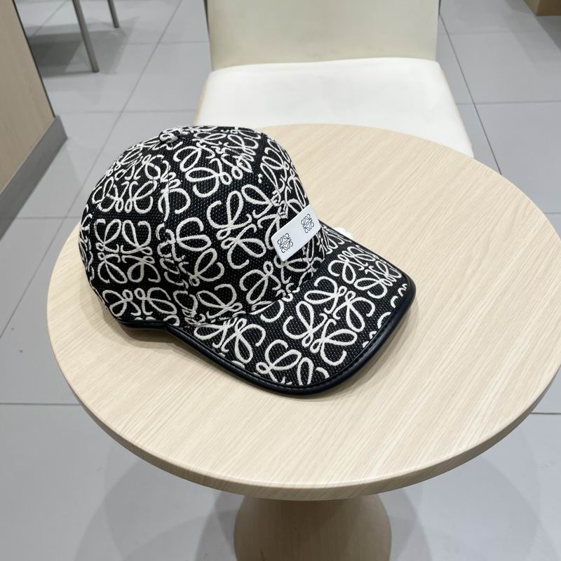Loewe cap (7)