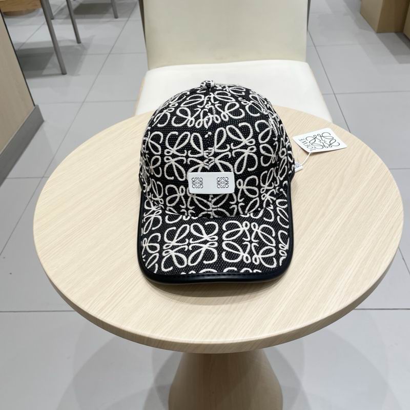 Loewe cap (9)