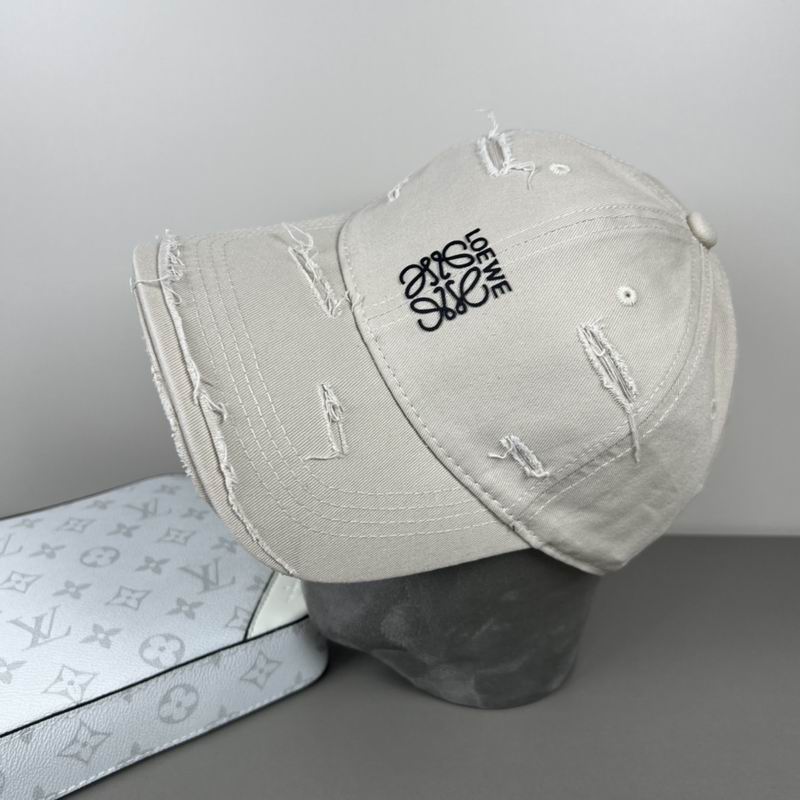 Loewe cap dx (144)