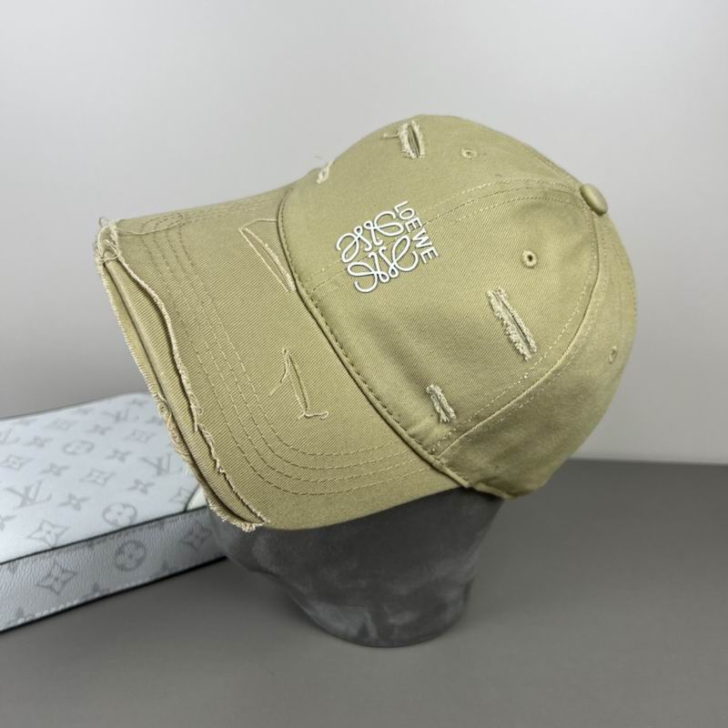 Loewe cap dx (146)