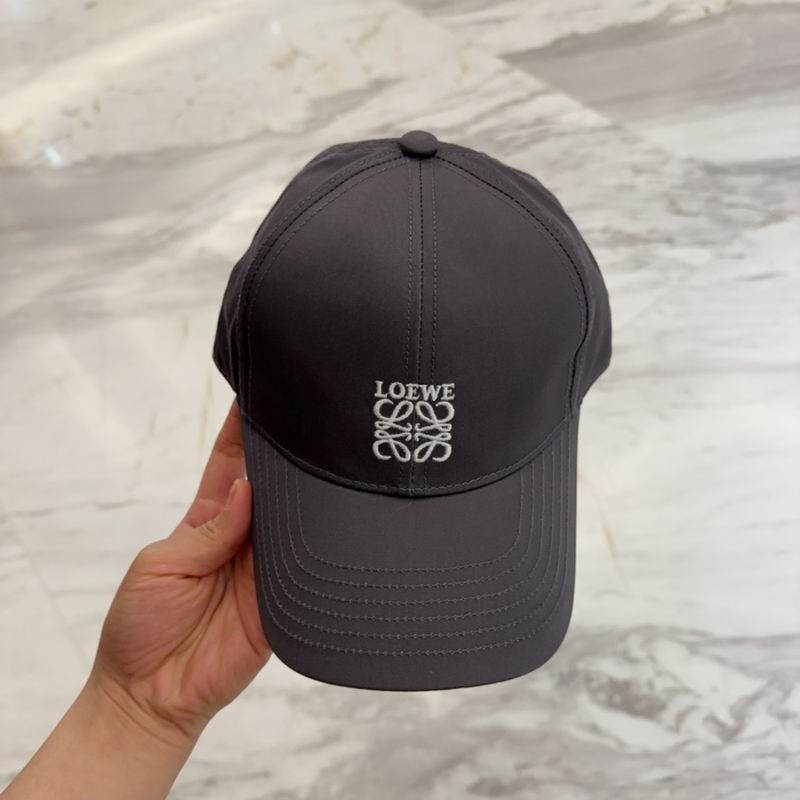 Loewe cap dx (83)