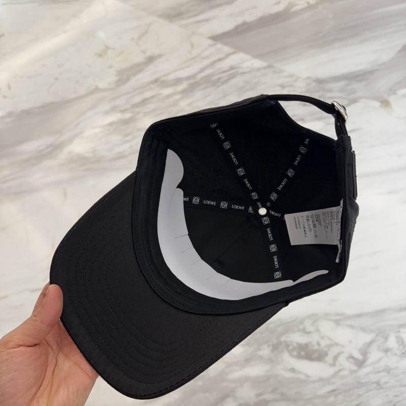 Loewe cap dx (86)