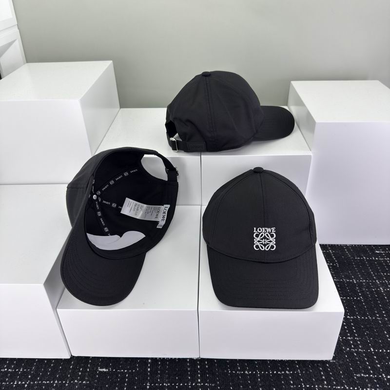 Loewe cap hm (11)