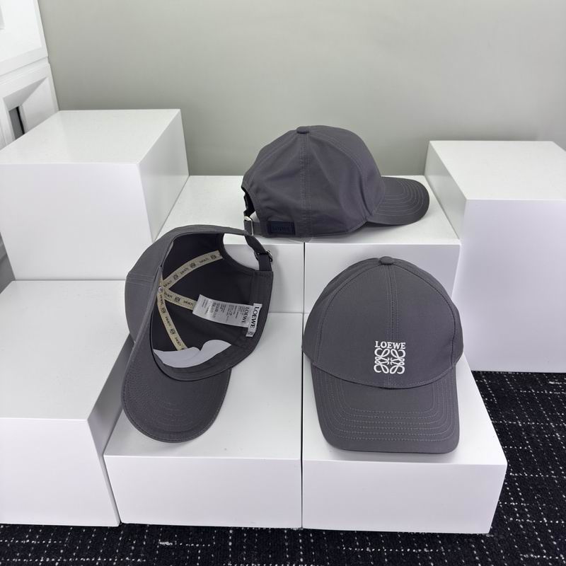 Loewe cap hm (12)