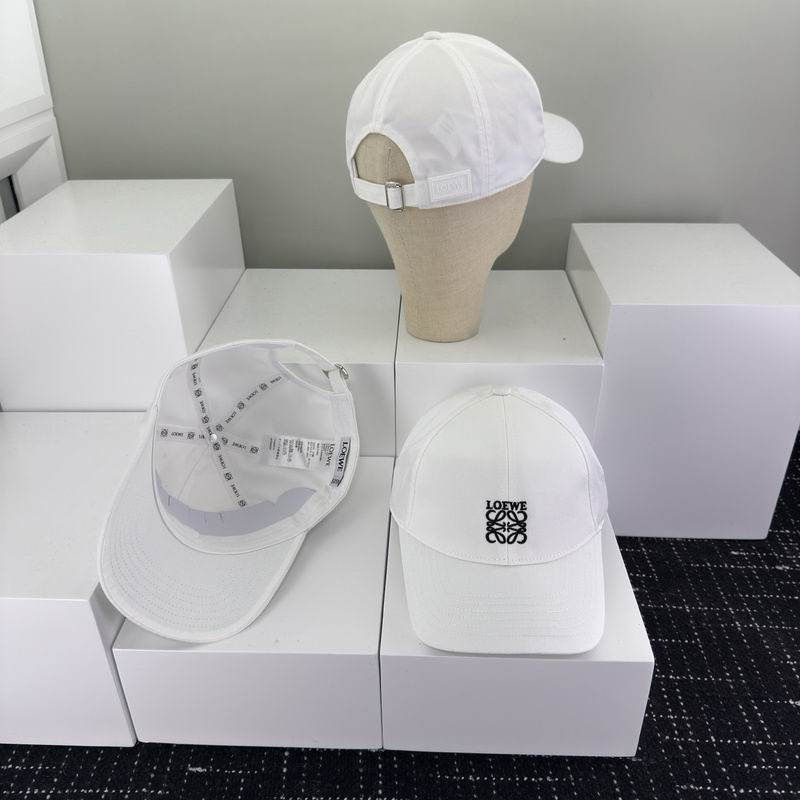 Loewe cap hm (3)