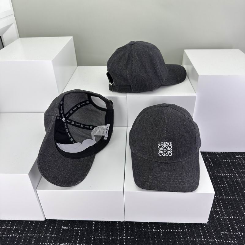 Loewe cap hm (9)