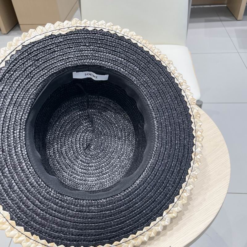 Loewe top hat (1)