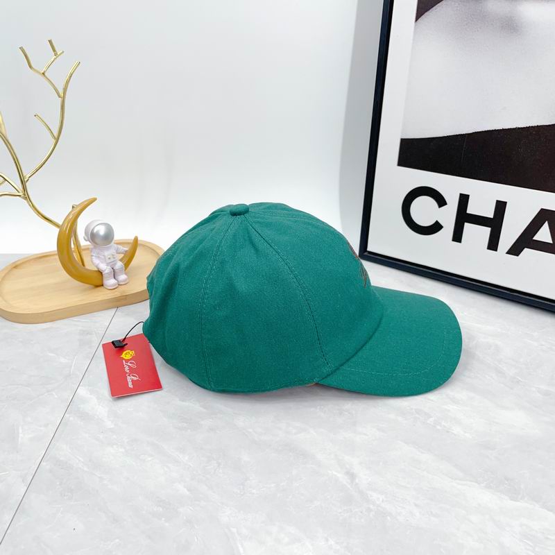 Loro Piana cap dx (54)