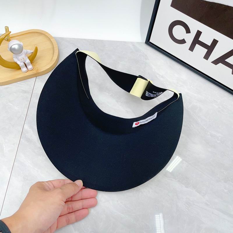 Luluemon Visor dx (65)