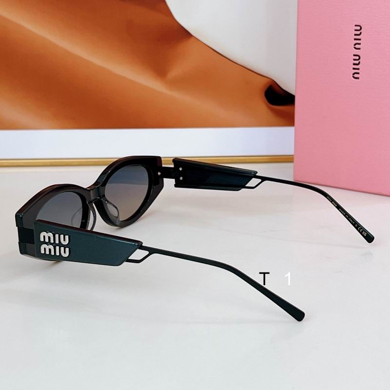 MiuMiu 130AV 59 17-147 a07