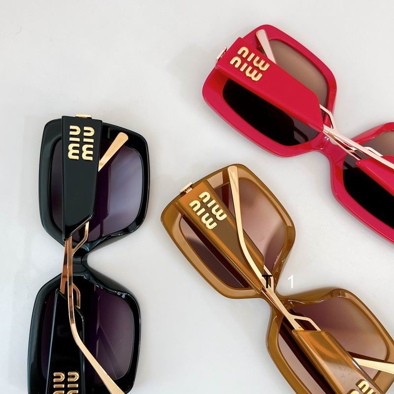 MiuMiu 131AV 59 17-147 a08