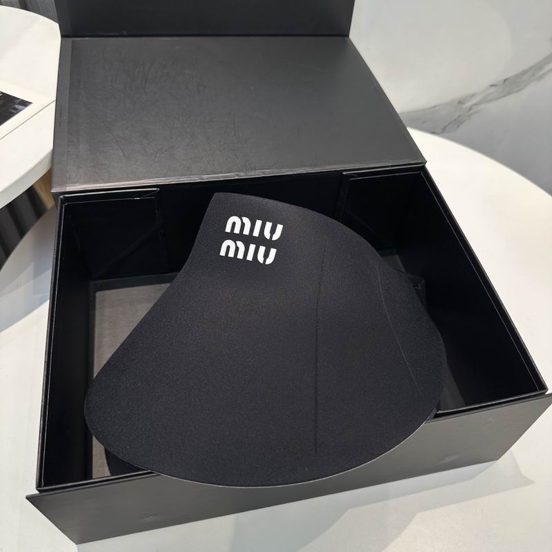 Miumiu Visor dx (78)