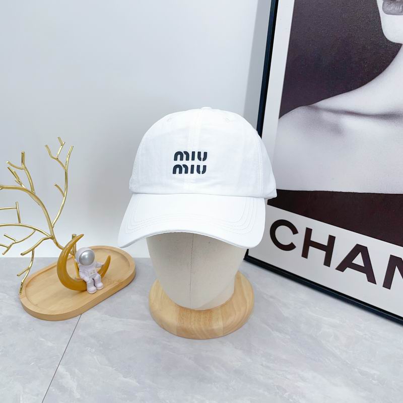 Miumiu cap dx (134)