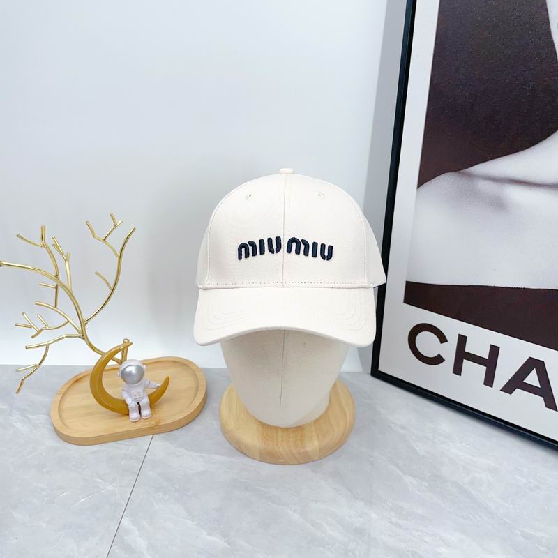 Miumiu cap dx (180)