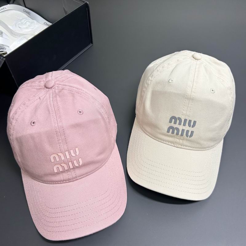 Miumiu cap dx (4)