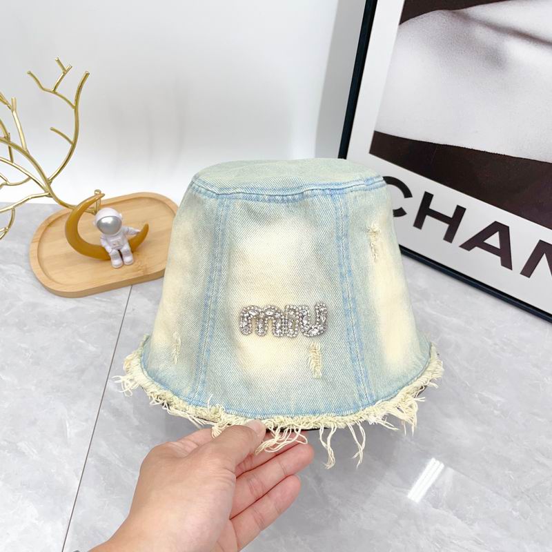 Miumiu hat dx (123)