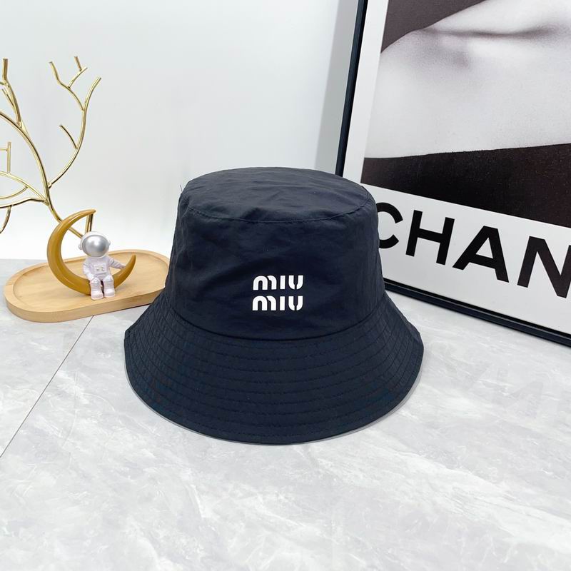Miumiu hat dx (49)