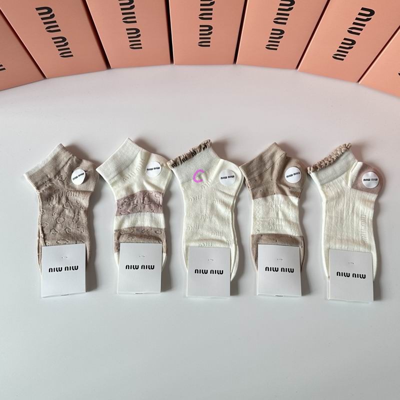 Miumiu socks (1)
