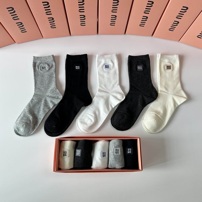 Miumiu socks QY (2)