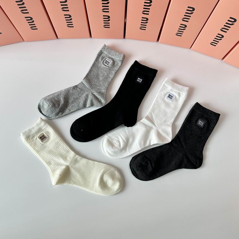 Miumiu socks QY (4)