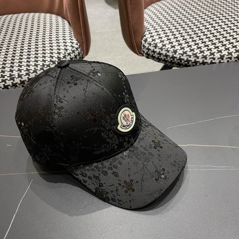 Moncler cap (209)