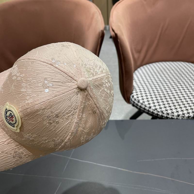 Moncler cap (215)