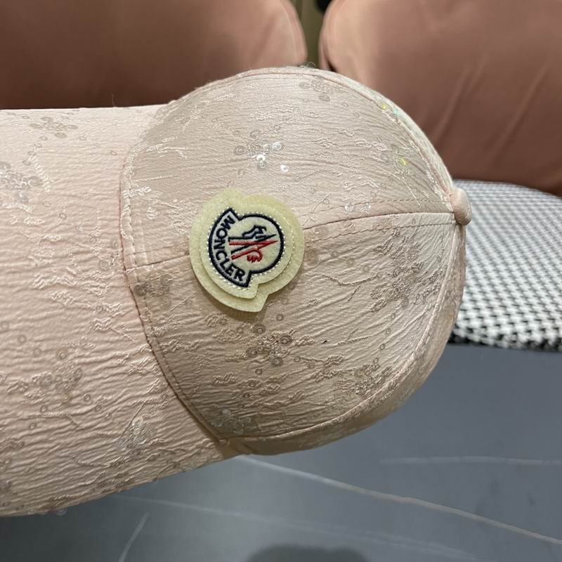 Moncler cap (216)