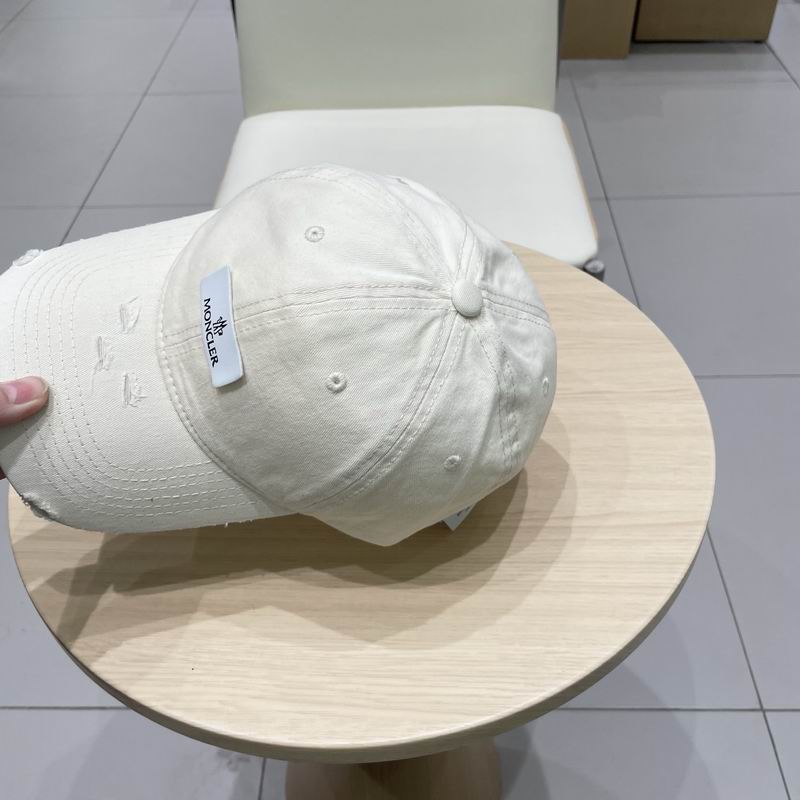 Moncler cap (334)