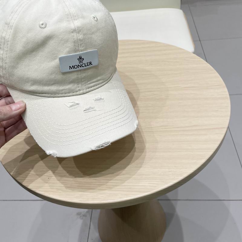 Moncler cap (336)