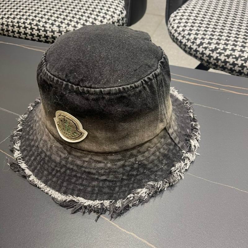 Moncler hat (17)