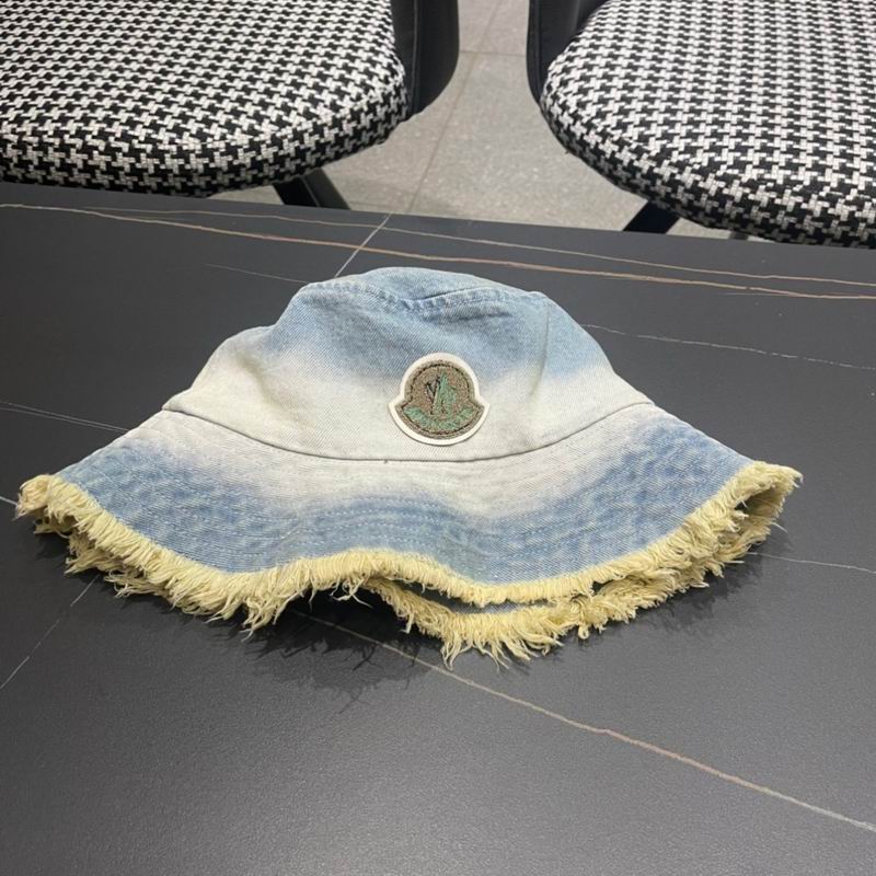 Moncler hat (20)