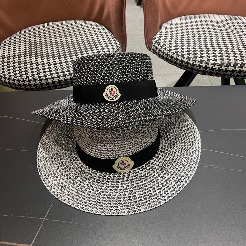 Moncler top hat (1)