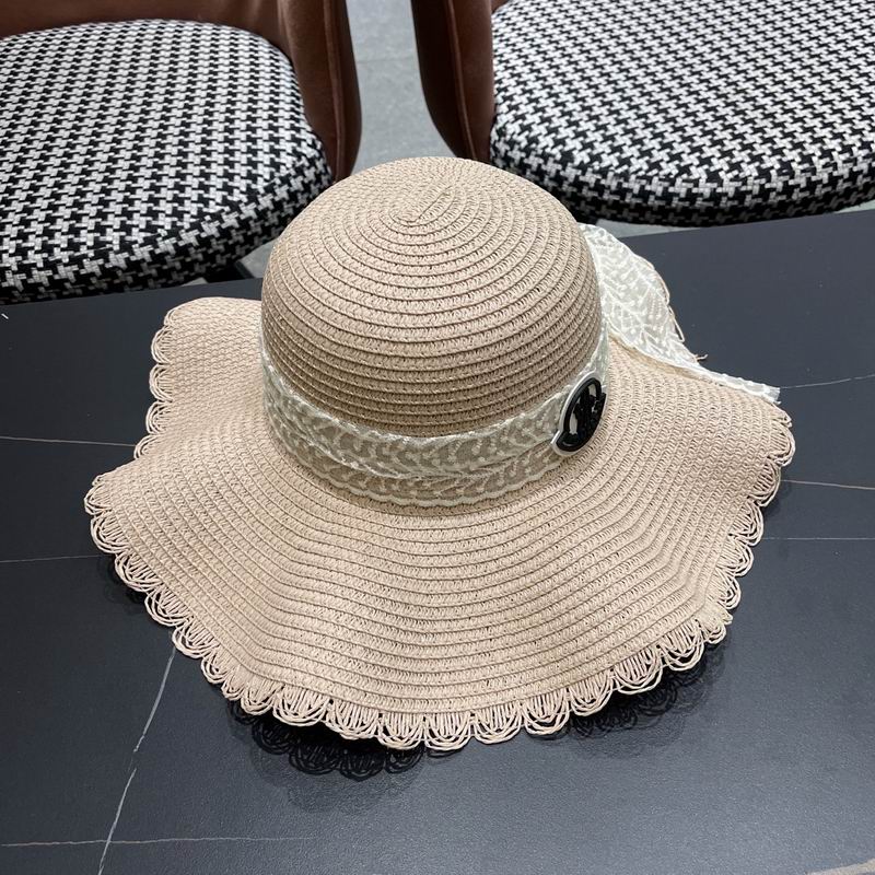 Moncler top hat (21)